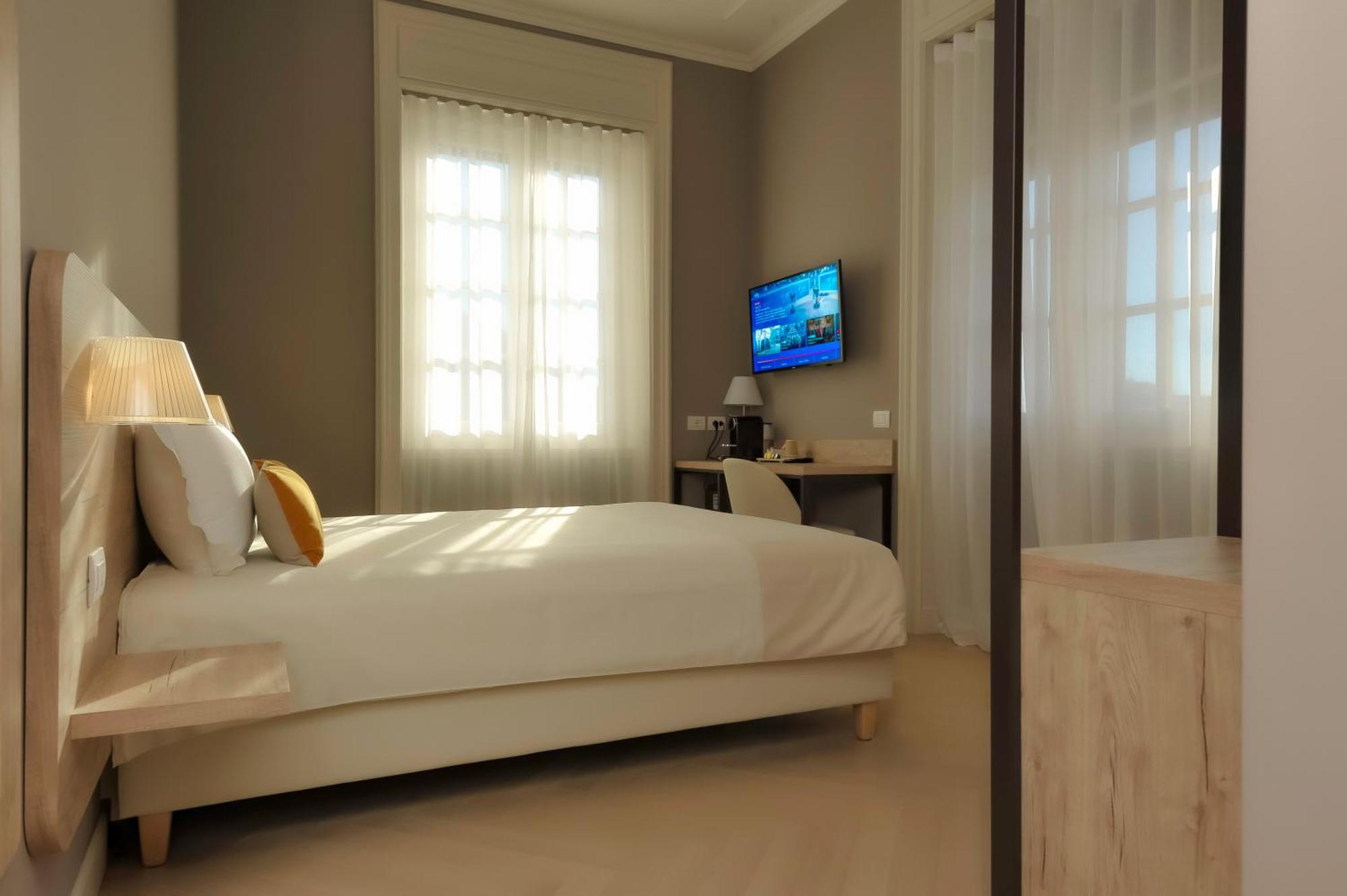 Bergamo Inn 43 Bagian luar foto