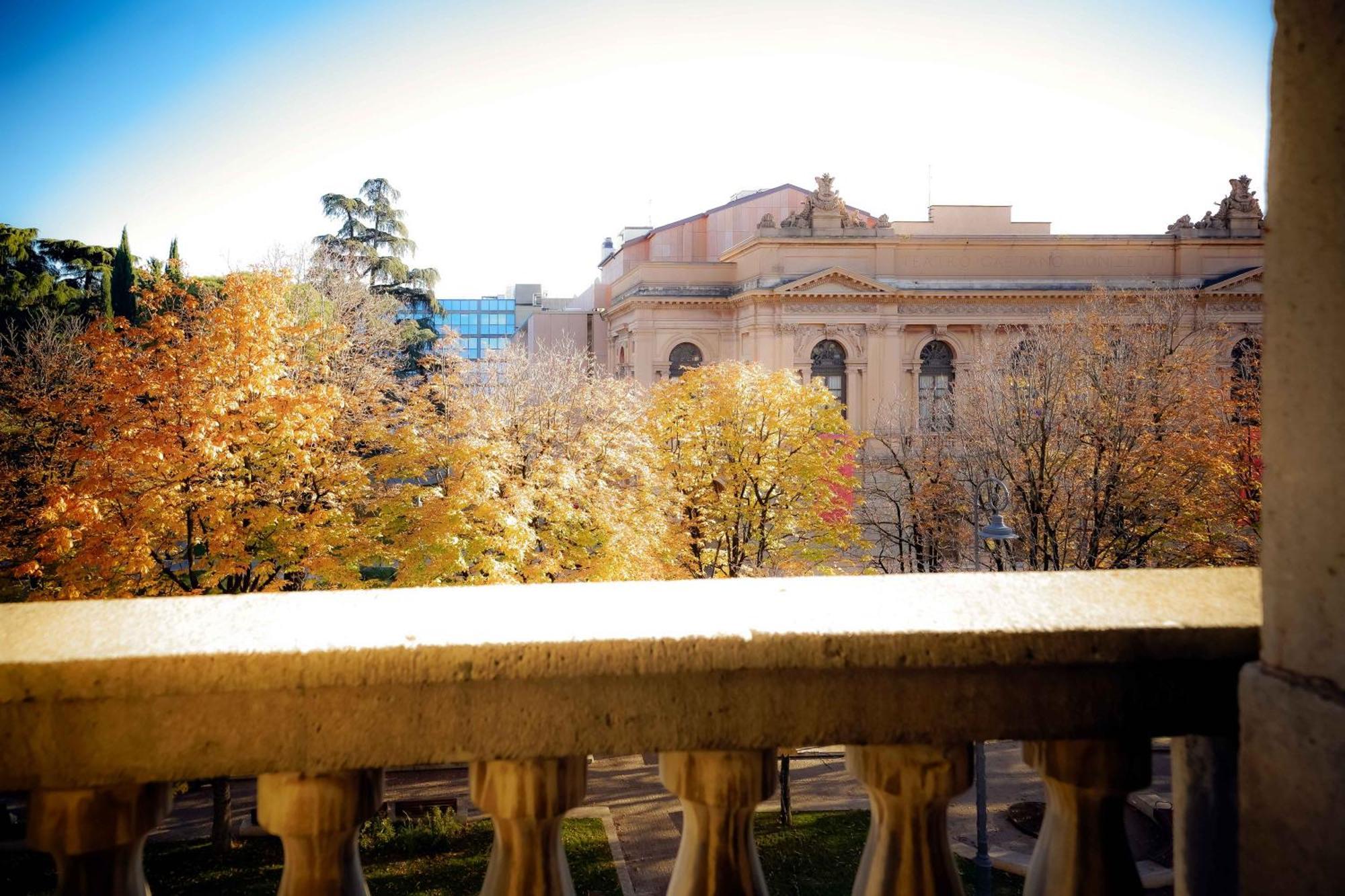 Bergamo Inn 43 Bagian luar foto